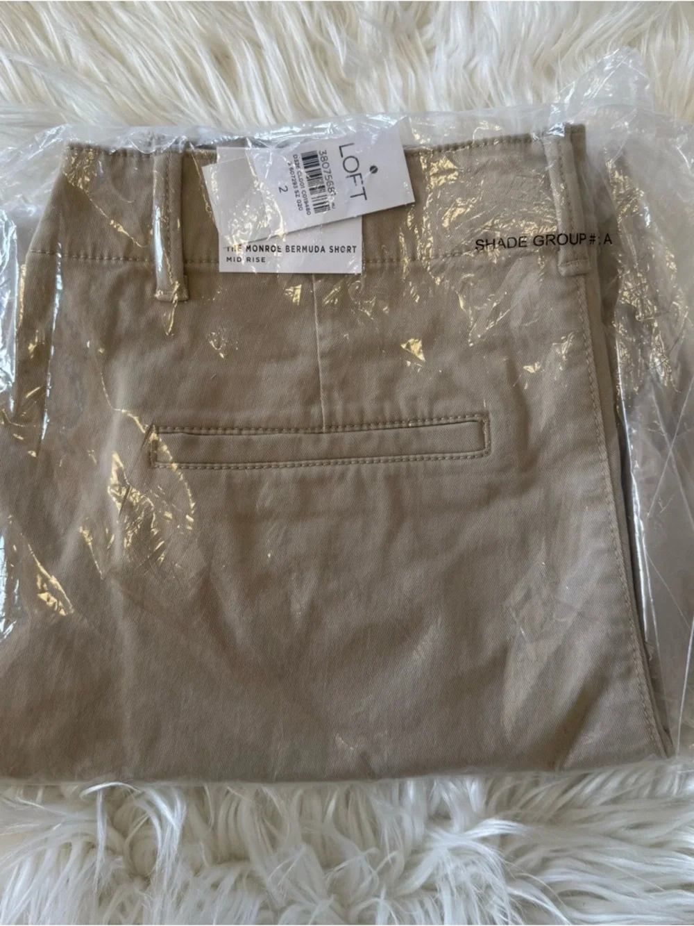 LOFT Monroe Chino Bermuda Shorts Natural Jute Size 2 - Picture 7 of 8